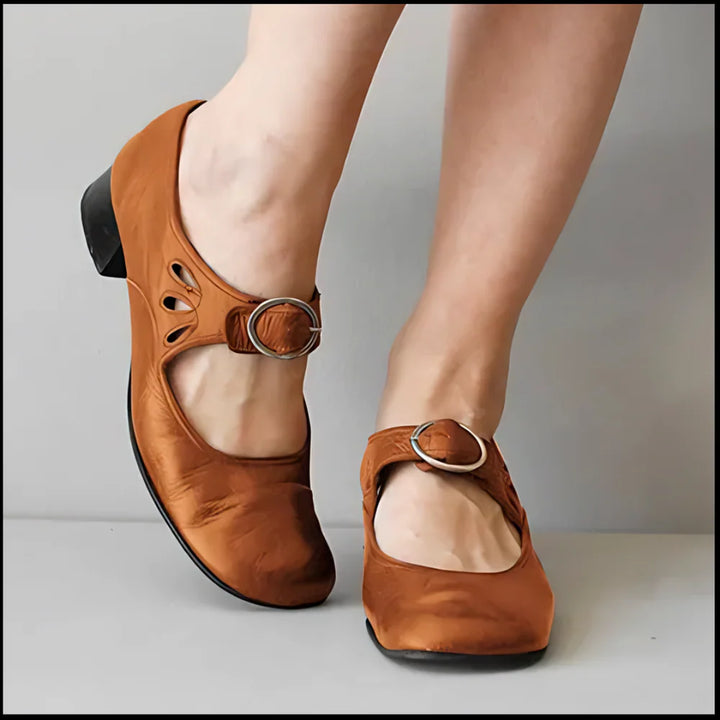 LYVIA | Orthopedic Jolien