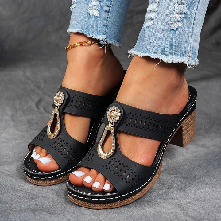 Maria – Refined Orthopedic Sandals